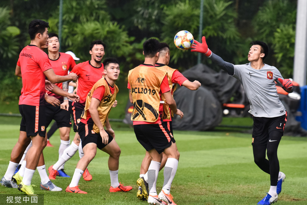  足校毕业生集体爆发，青训成果彰显价值