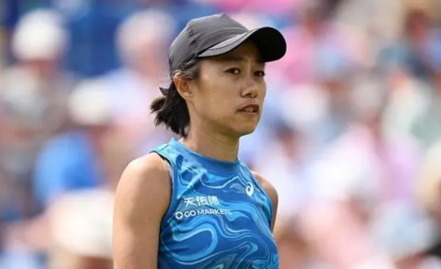  中国金花张帅爆发，直落两盘淘汰种子选手