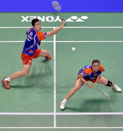  法网公开赛火热开赛，顶尖选手齐聚巴黎争锋  